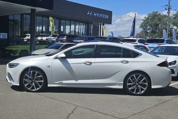 2017 Holden Commodore VXR ZB
