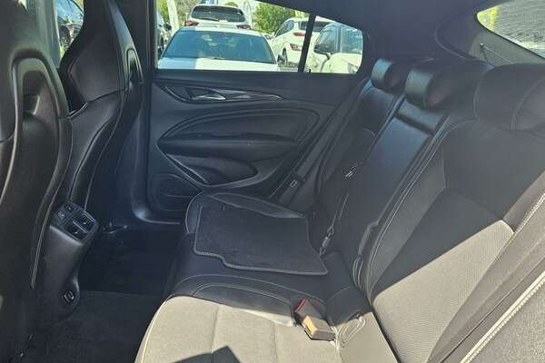 2017 Holden Commodore VXR ZB
