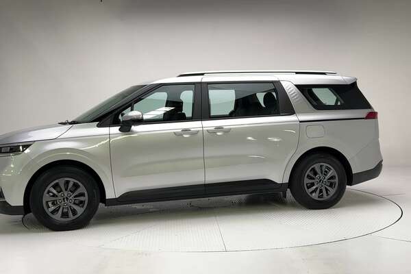 2022 Kia Carnival S KA4