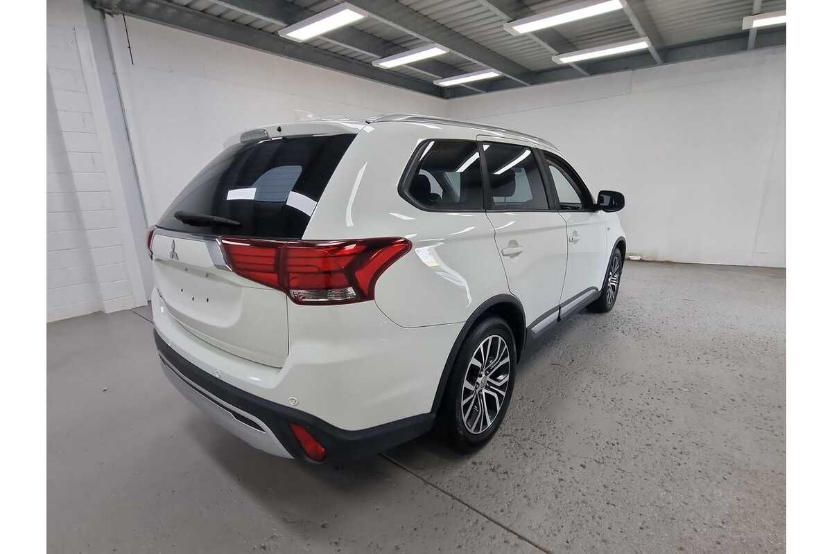 2018 Mitsubishi Outlander ES ADAS ZL
