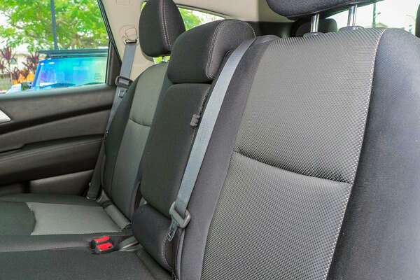 2019 Nissan Pathfinder ST R52 Series III