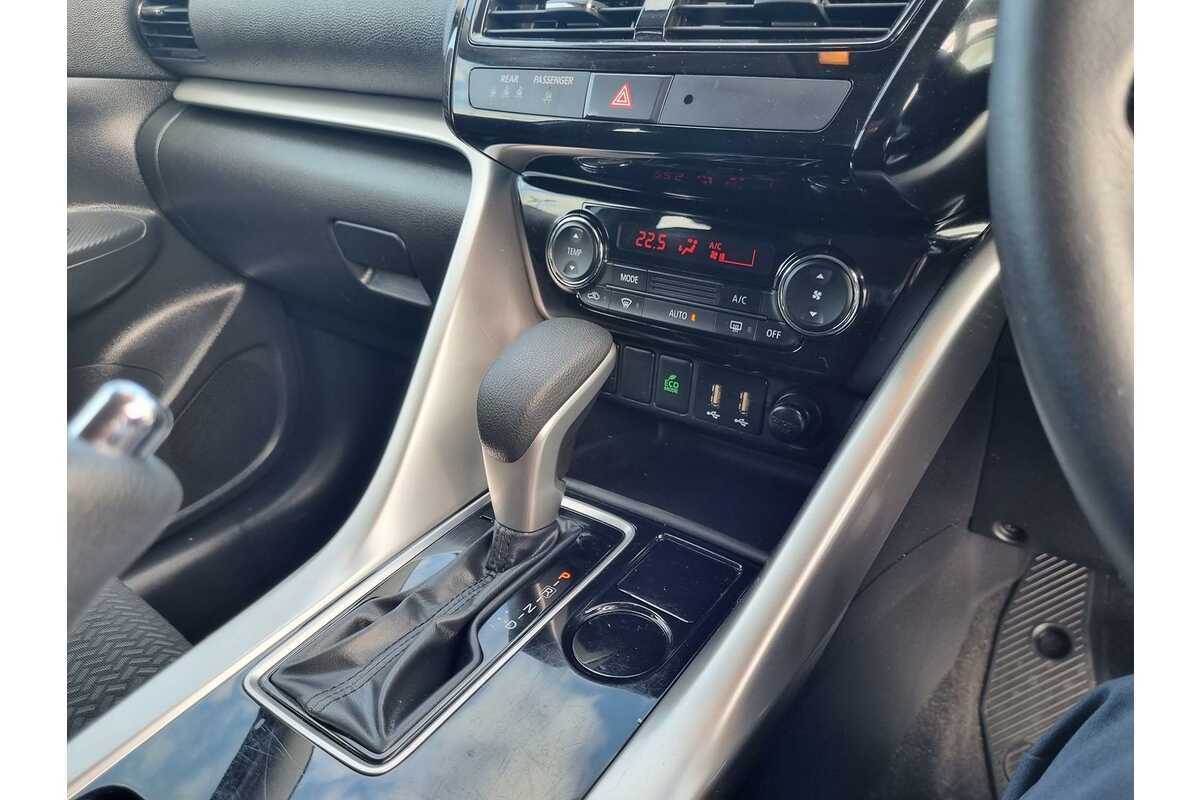 2021 Mitsubishi Eclipse Cross ES YB