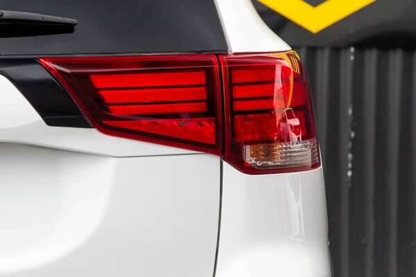 2019 Mitsubishi Outlander LS ZL