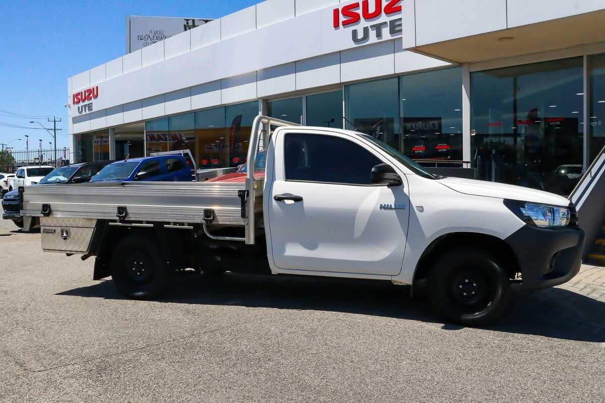 2017 Toyota Hilux Workmate TGN121R