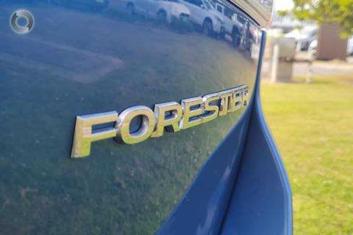 2022 Subaru Forester 2.5i-S S5