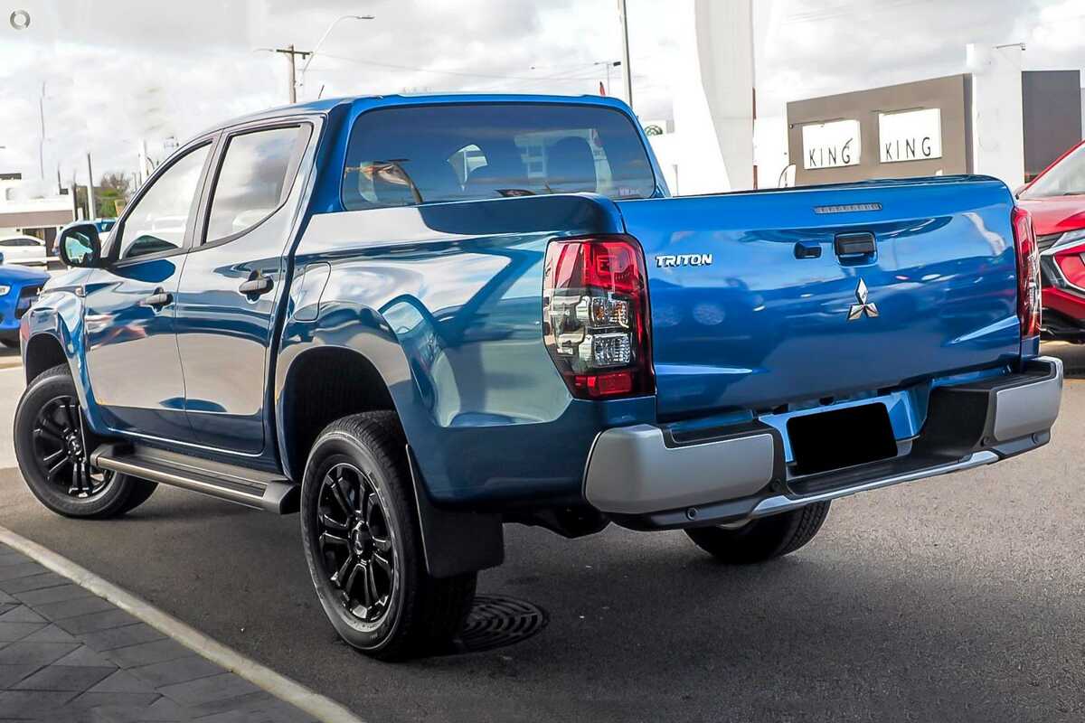 2023 Mitsubishi Triton GLX-R MR