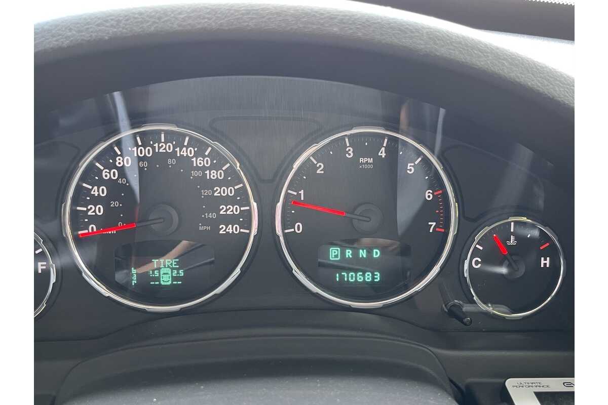 2010 Jeep Cherokee Limited (4x4) KK