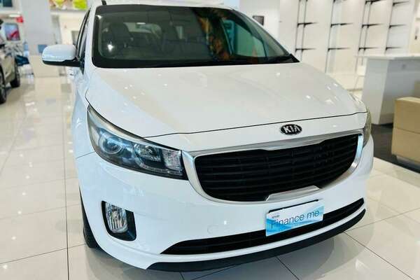 2015 Kia Carnival Si YP
