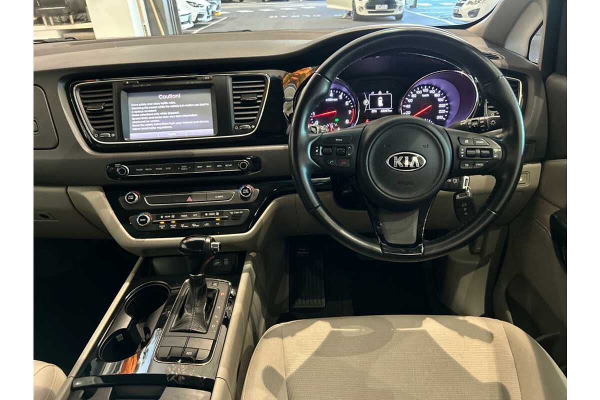 2015 Kia Carnival Si YP