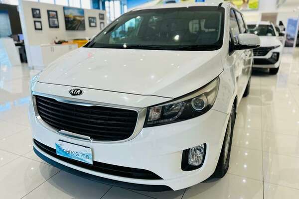 2015 Kia Carnival Si YP