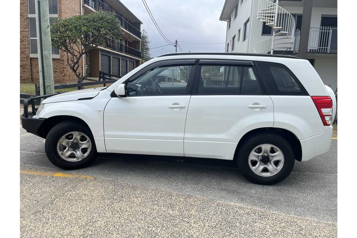 2013 Suzuki Grand Vitara Urban 2WD JB MY13