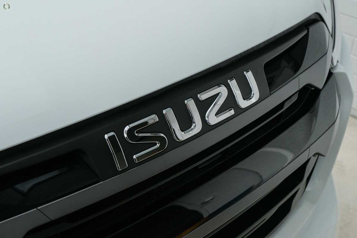 2023 Isuzu D-MAX LS-M