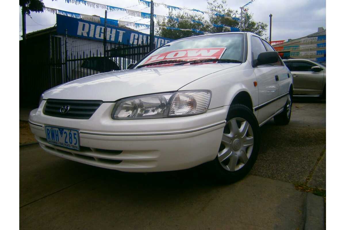 2002 Toyota Camry CSi SXV20R (ii)