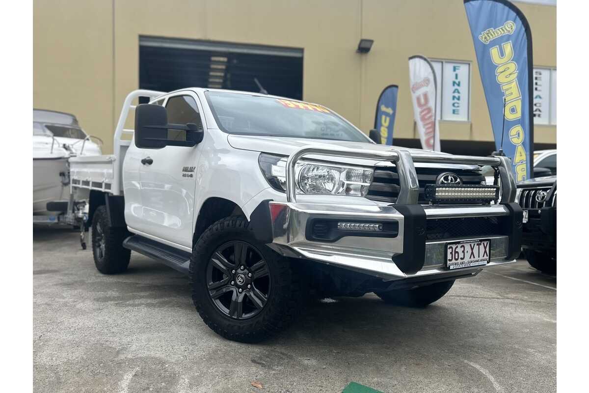 2017 Toyota Hilux SR (4x4) GUN126R MY17 4X4