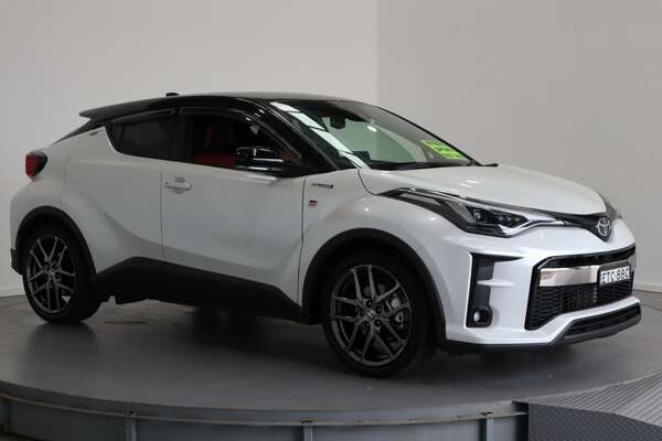 2022 Toyota C-hr Hybrid GR-S 1.8L Wagon 2X 001 2X088402C