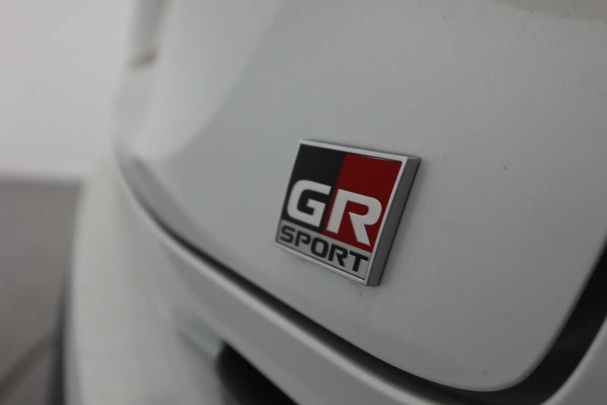 2022 Toyota C-hr Hybrid GR-S 1.8L Wagon 2X 001 2X088402C