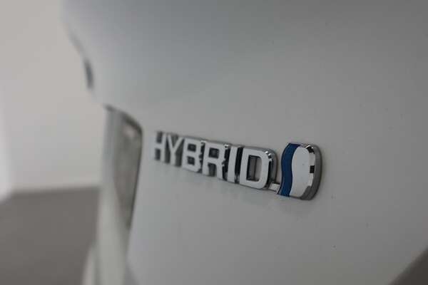 2022 Toyota C-hr Hybrid GR-S 1.8L Wagon 2X 001 2X088402C