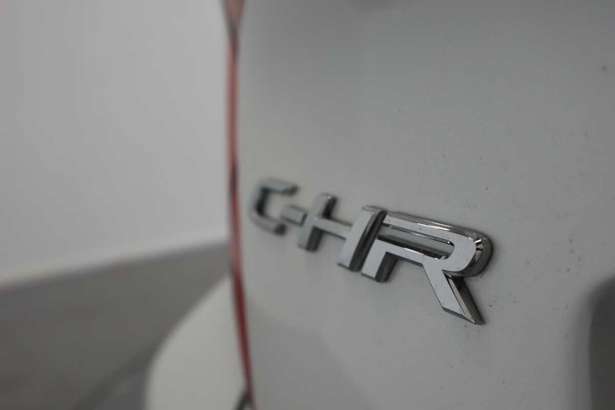 2022 Toyota C-hr Hybrid GR-S 1.8L Wagon 2X 001 2X088402C