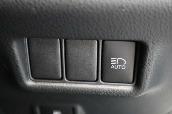 2022 Toyota C-hr Hybrid GR-S 1.8L Wagon 2X 001 2X088402C
