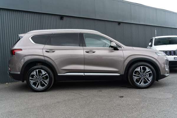 2020 Hyundai Santa Fe Highlander TM.2