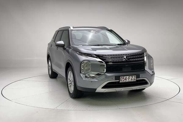 2022 Mitsubishi Outlander LS ZM