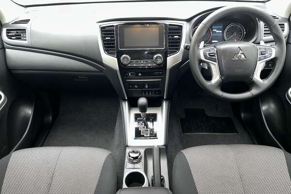 2022 Mitsubishi Triton GLS MR