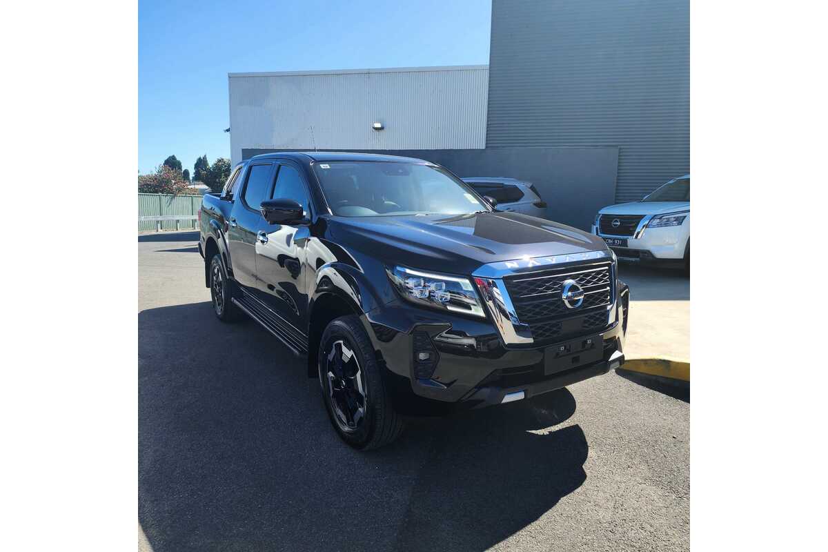 2023 Nissan Navara ST-X D23