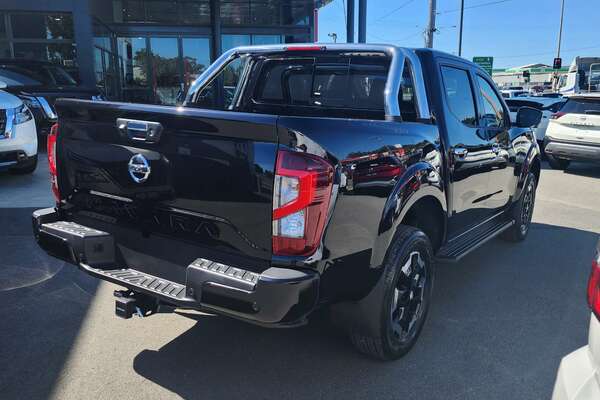 2023 Nissan Navara ST-X D23