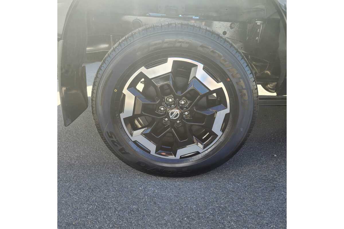 2023 Nissan Navara ST-X D23