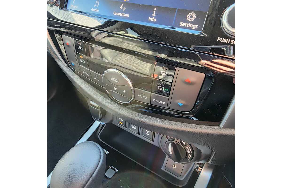 2023 Nissan Navara ST-X D23