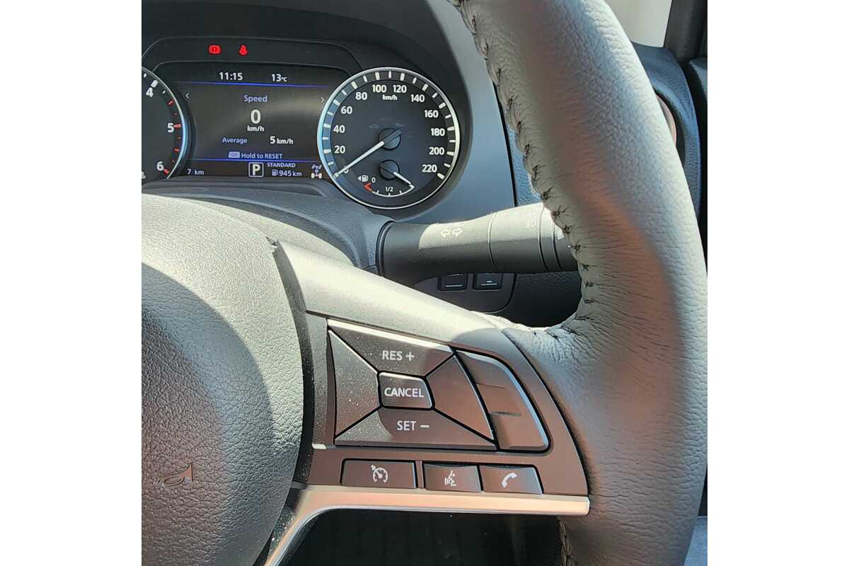 2023 Nissan Navara ST-X D23