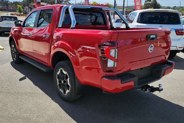 2023 Nissan Navara ST-X D23