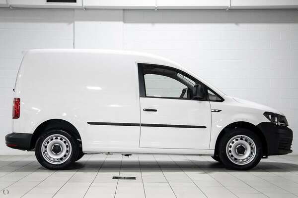 2023 Volkswagen Caddy TSI220 5