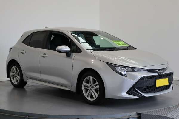 2020 Toyota Corolla Hatch Ascent Sport 2.0L5 Door002 4405540A0