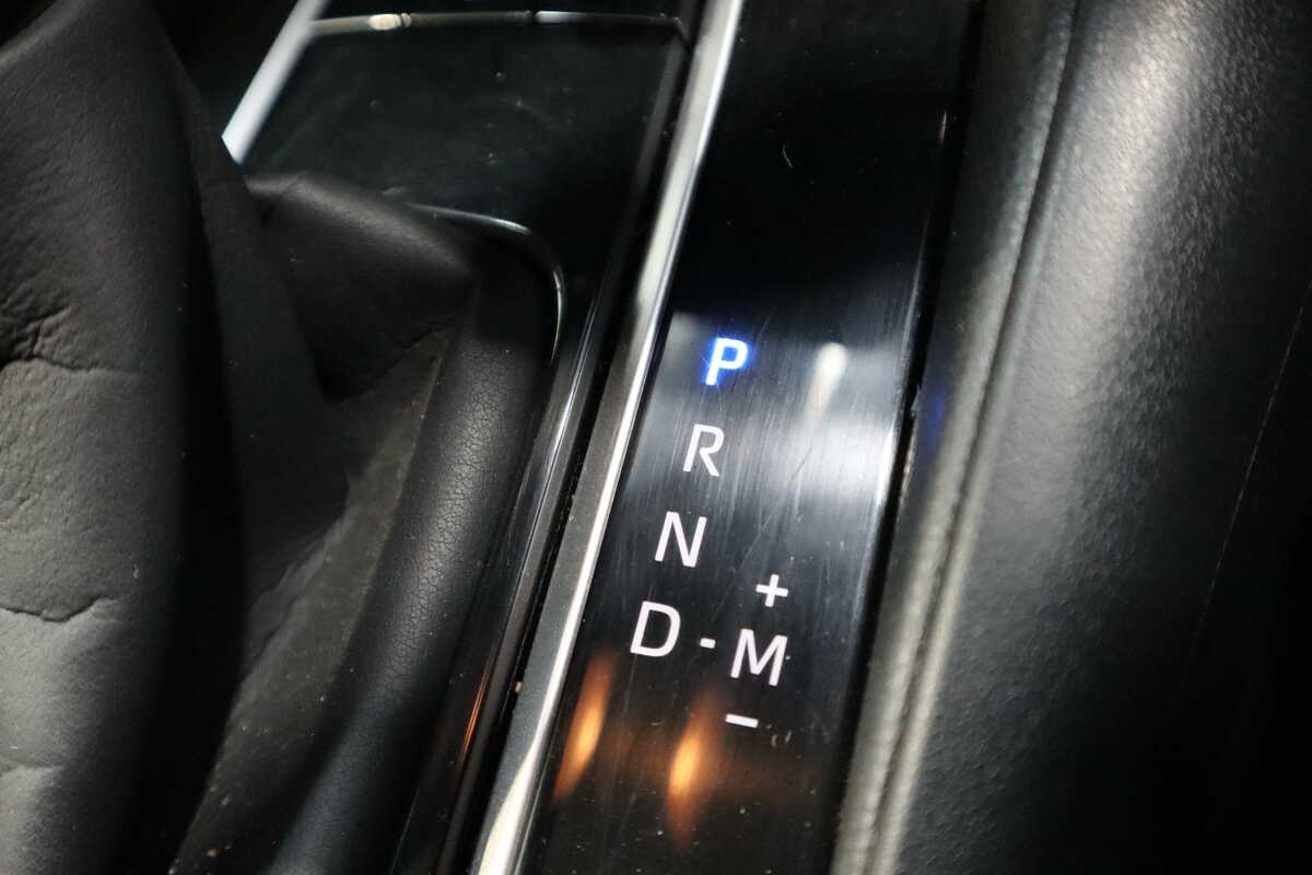 2020 Toyota Corolla Hatch Ascent Sport 2.0L5 Door002 4405540A0