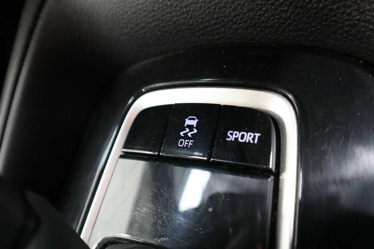 2020 Toyota Corolla Hatch Ascent Sport 2.0L5 Door002 4405540A0