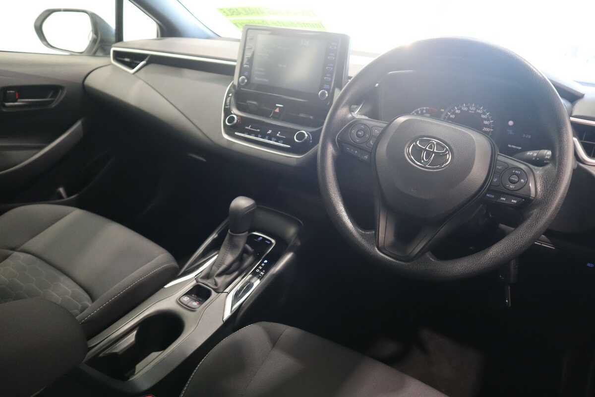 2020 Toyota Corolla Hatch Ascent Sport 2.0L5 Door002 4405540A0