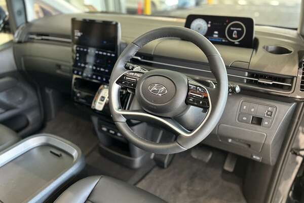 2023 Hyundai STARIA Highlander US4.V2
