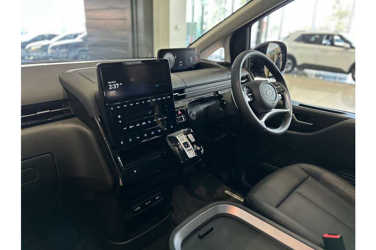 2023 Hyundai STARIA Highlander US4.V2