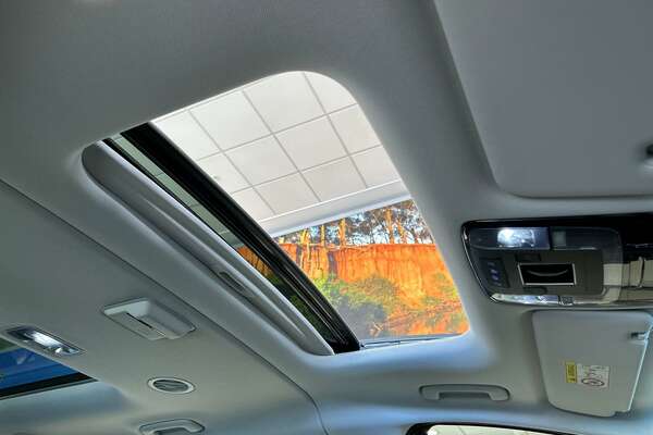 2023 Hyundai STARIA Highlander US4.V2
