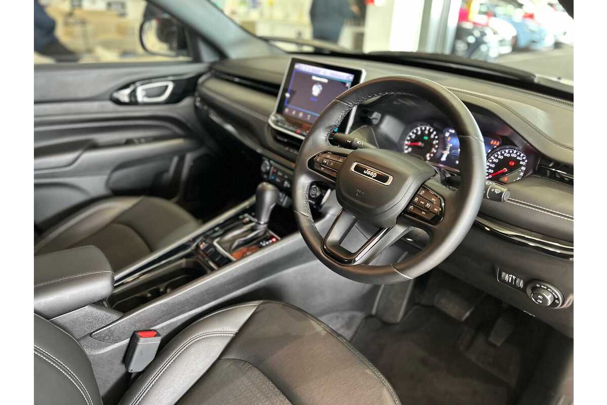 2023 Jeep Compass Night Eagle M6
