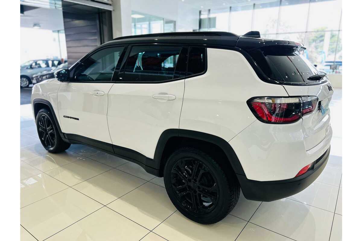 2023 Jeep Compass Night Eagle M6