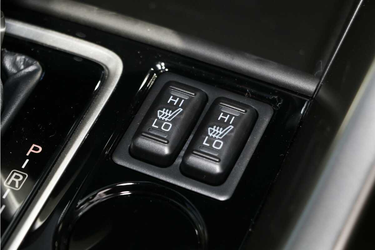 2023 Mitsubishi Eclipse Cross LS Black Edition YB