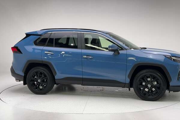 2022 Toyota RAV4 Cruiser AXAH54R