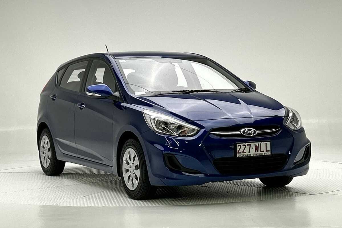 2015 hyundai shop accent active
