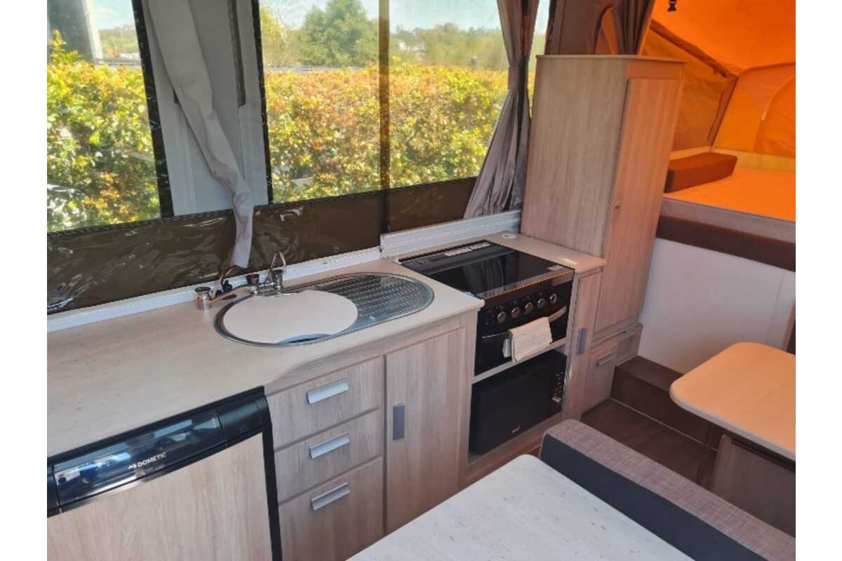 2017 Jayco SWAN CAMPER OB.17CP