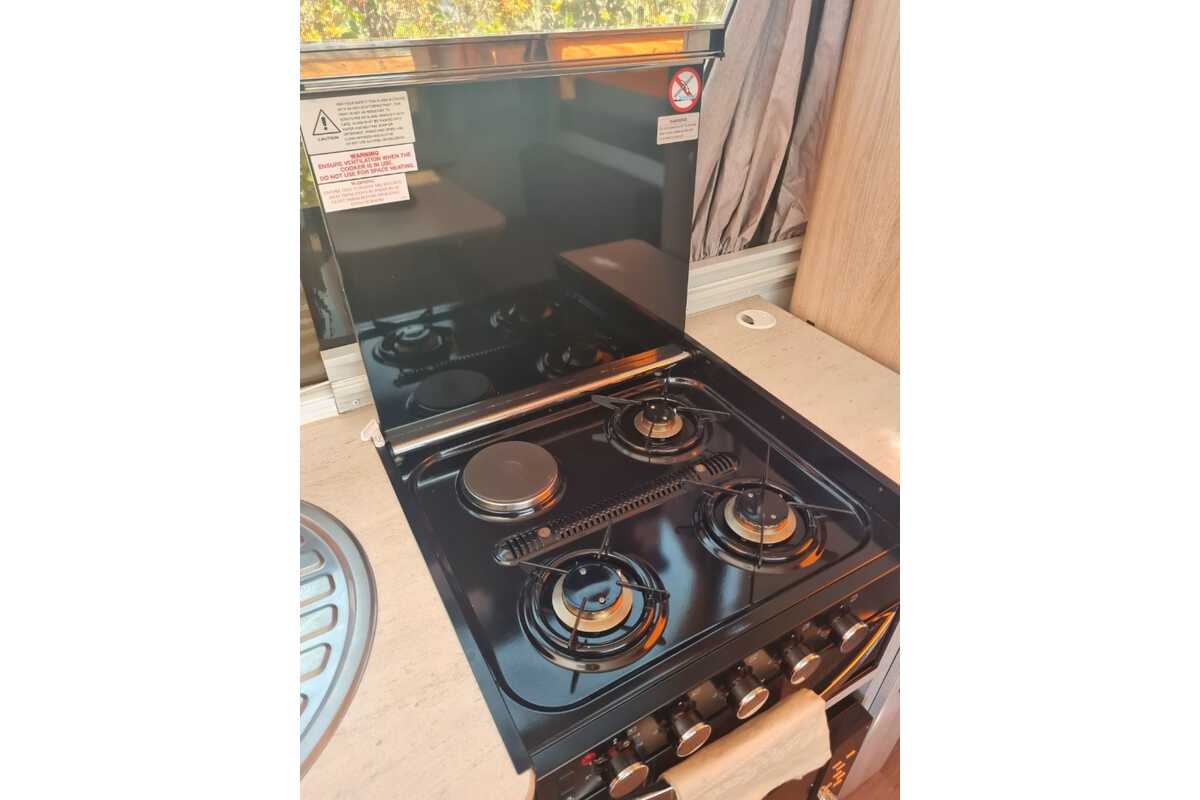 2017 Jayco SWAN CAMPER OB.17CP
