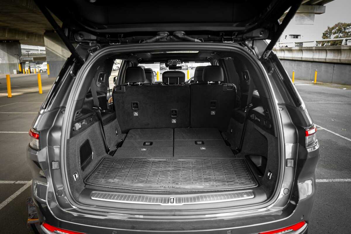 2023 Jeep Grand Cherokee Summit Reserve WL