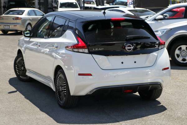 2022 Nissan LEAF e+ ZE1