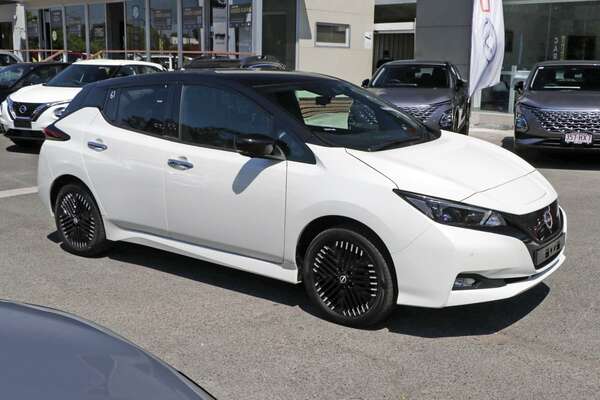 2022 Nissan LEAF e+ ZE1